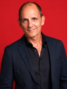 Is Carl Barron married? Wife, age, net worth, career
