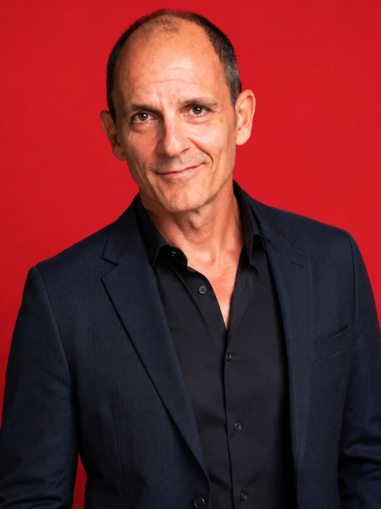 Is Carl Barron married? Wife, age, net worth, career
